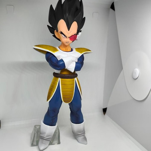 Vegeta Dragon Ball Z figure 24cm with removable Scouter like new