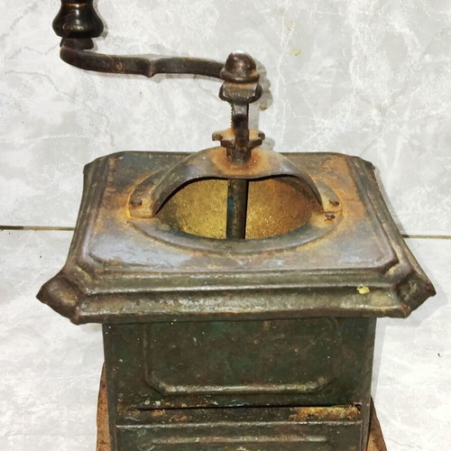 Antique Coffee Grinder early 20th century used