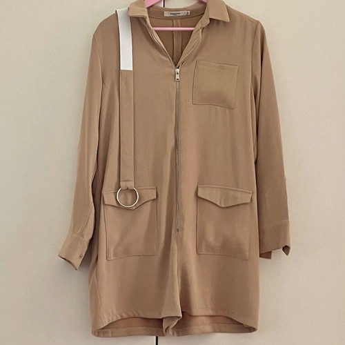 Daphnea Paris one-piece shorts new, size Medium beige