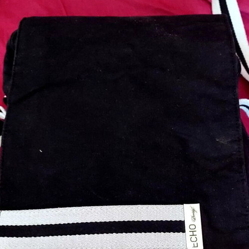 Echo Davidoff Shoulder Bag like new, black and white