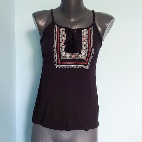 LC Waikiki Casual Women's Tank Top like new with embroidery and sequins