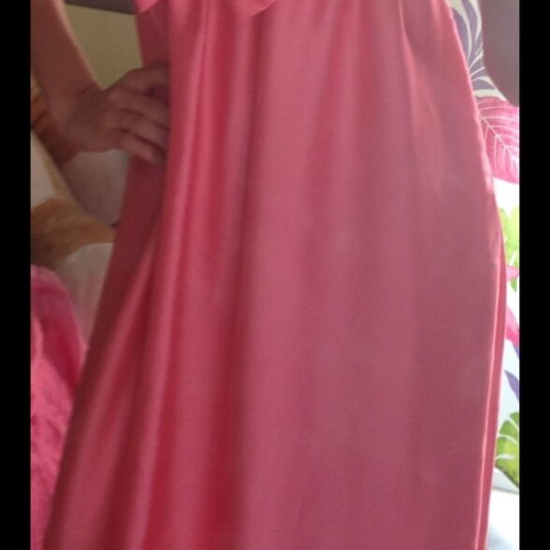 Zizel fuchsia satin dress with open back like new