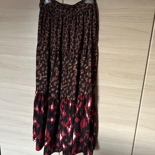 Karavan skirt like new, size S, brown and red