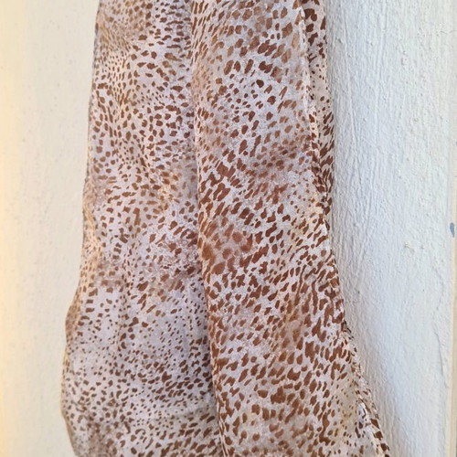 Long animal print scarf used, silk