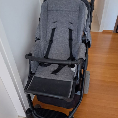 Quax Avenue Trio stroller used, dark gray 3 in 1