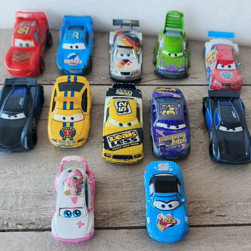 Αυτοκινητάκια Mattel Disney Pixar's Cars, πακέτο 12