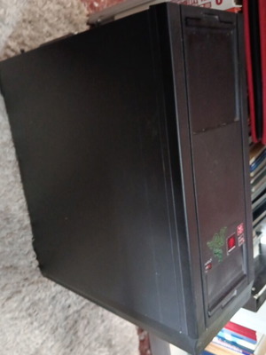 Coolermaster computer case used with 5 fans