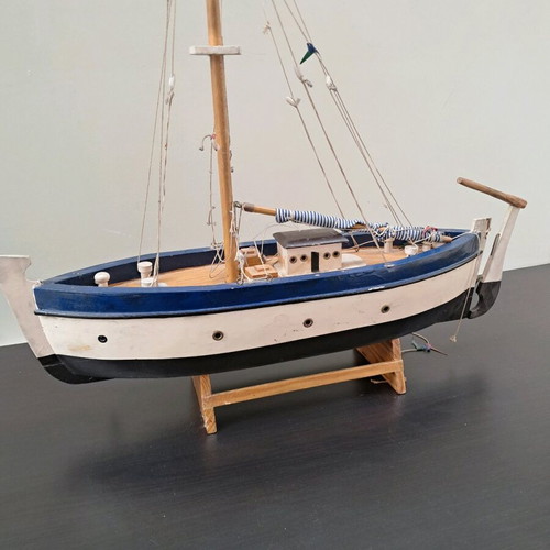 Wooden collectible ship from 1960 used with stand