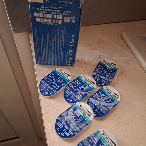 Bausch&Lomb Monthly Contact Lenses for Myopia 4 Diopters New