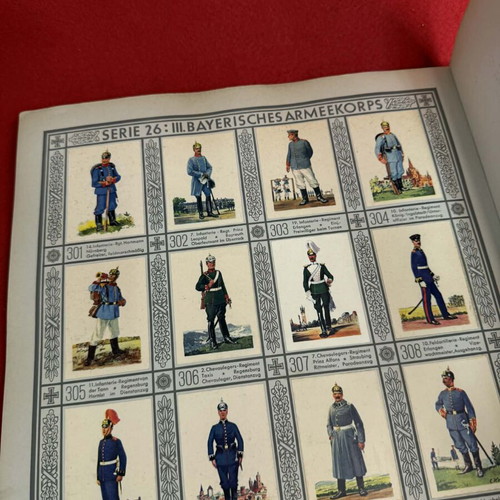 Collectible album Uniformen der alten Armee – Waldorf Astoria used
