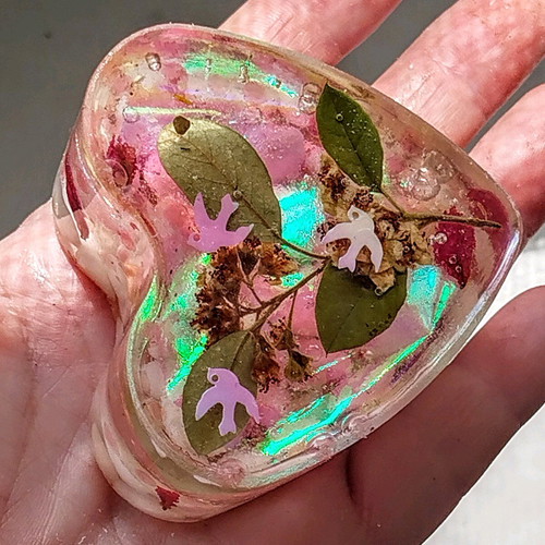 Paperweight handmade from resin with flowers and hologram effect new