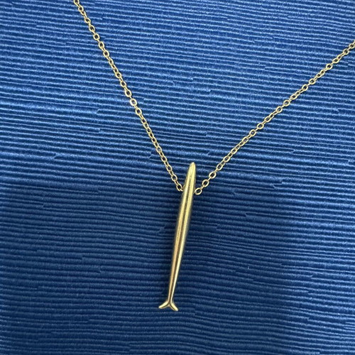 VG Styline necklace with gold-tone chain and pointed pendant