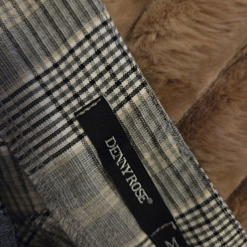 Denny Rose gray check shorts like new, size medium