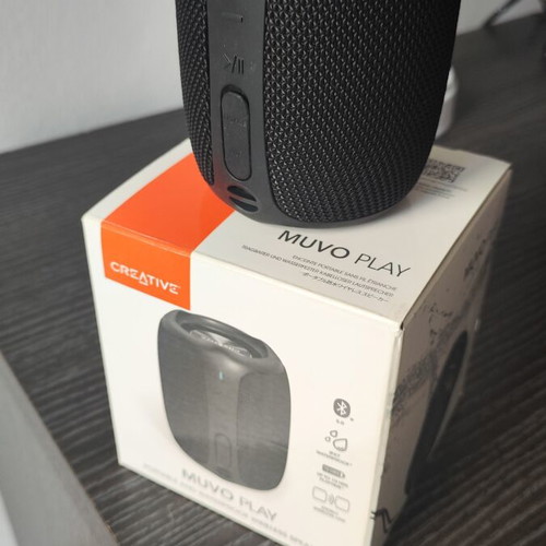 Creative Muvo Play portable Bluetooth speaker, black