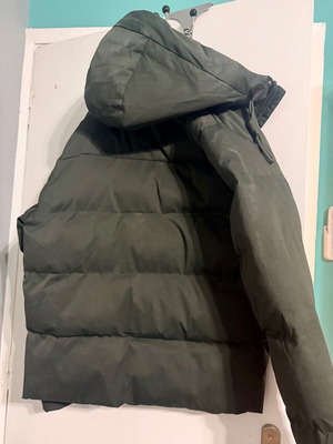 Superdry jacket like new, size Large, green