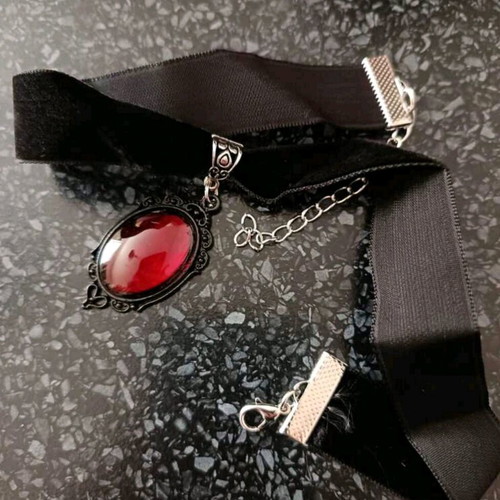 Goth punk vampire choker new