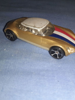 Hot Wheels Avant Garde μεταχειρισμένο μεταλλικό αυτοκίνητο με φθορές στο χρώμα