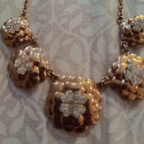 Folli Follie necklace new