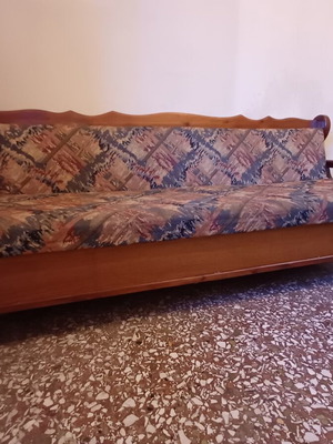 Σουηδικός καναπές-κρεβάτι με μεγάλο αποθηκευτικό χώρο, σαν καινούργιο