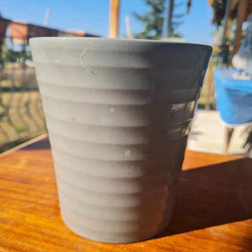 Small ceramic flowerpot with glazing, like new, no drainage hole