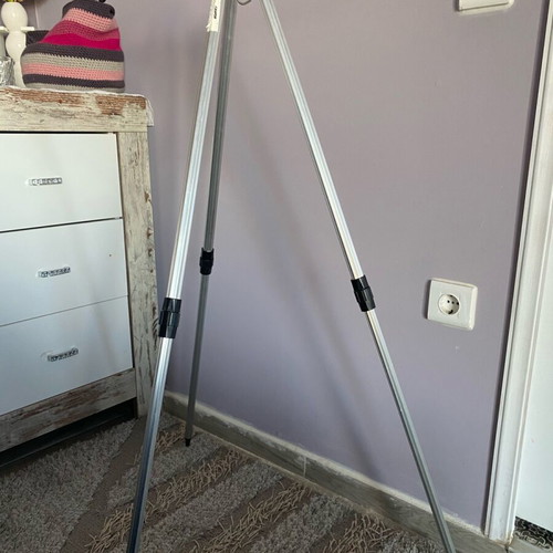 Camor extendable fishing rod tripod like new