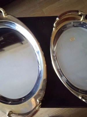 Комплект от 2 неръждаеми подноса с 24K позлата и костни дръжки като нови