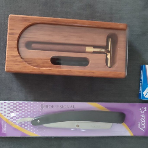 Vintage shaving set 90s with wooden case and Solingen shavette