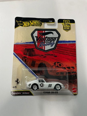 Hot Wheels Vintage Racing Ferrari 250 GTO като ново