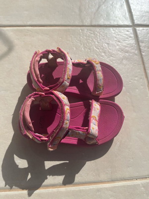 Παιδικά σανδάλια teva 22/23 πέδιλα ουρανιο τοξο