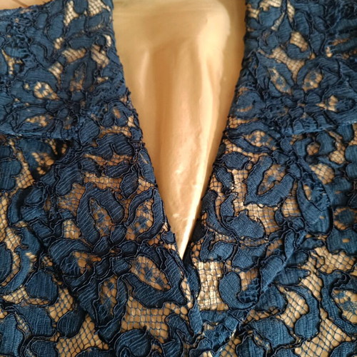 Women's jacket with blue lace on beige fabric, like new, size Large