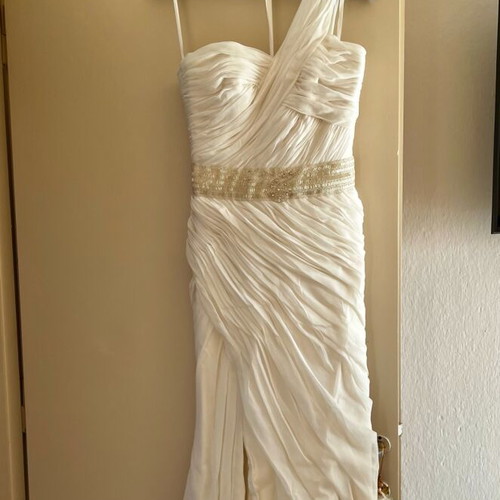 Pronovias wedding dress like new, off-white, size M