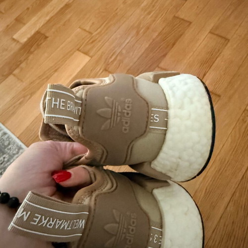 Adidas sneakers like new, size 40, beige