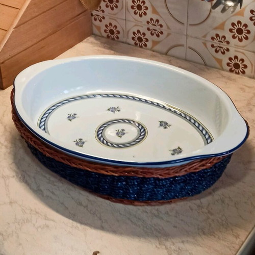 Oval Serving Platter Heat-Resistant Vintage with Wicker Base New