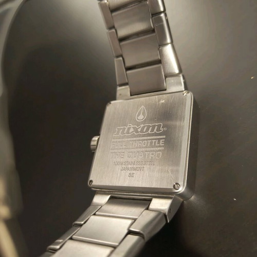 Nixon Full Throttle The Quatro watch silver like new, fully functional