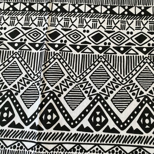 Women's collar new with shapes, black and white