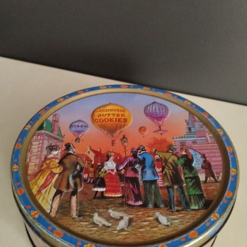 Metal box 1990-2000 with wear