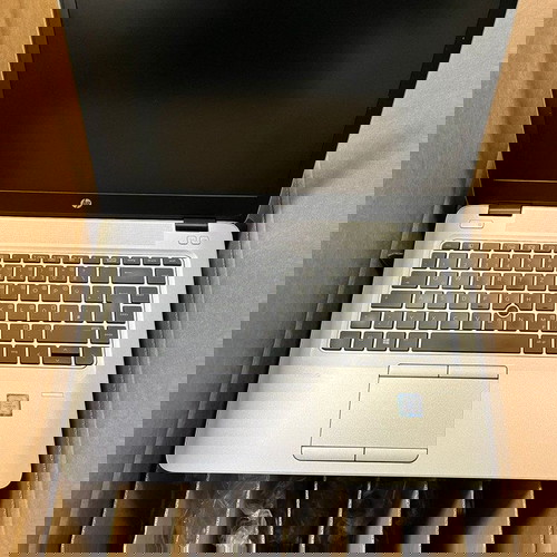 hp i5 τετραπυρηνο, ssd 240, 16gb ddr4 ram, καλη μπαταρια