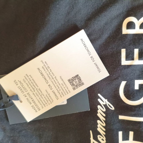 Tommy Hilfiger T-shirt, black, size M