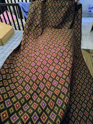 Handmade embroidered rug like new 1.80 × 2.80 m