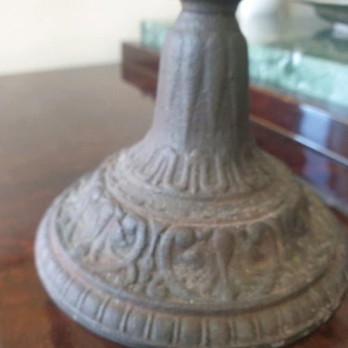 Vintage lamp like new, antimony base, fully functional