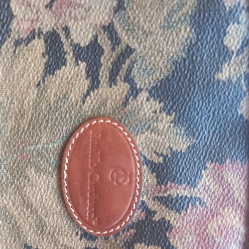 Emilio Carducci Italian designer pochette handbag