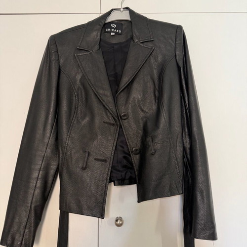 Chicard leather fitted jacket black like new, size 36