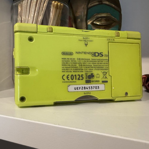 Nintendo DS Lite Lime Green used, reads GBA games only