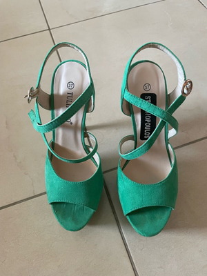 Green high-heeled sandals used, size 37