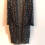 Silk robe like new, black with gold details, size L