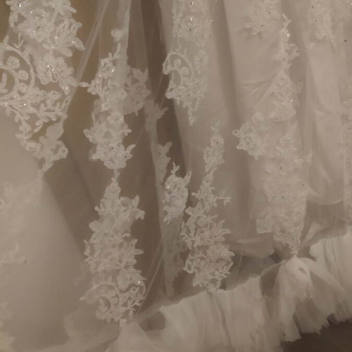 Wedding dress with Swarovski stones like new, white