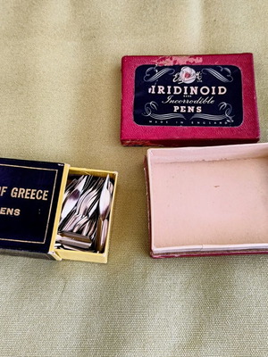 Collectible vintage pen boxes with metal nibs used