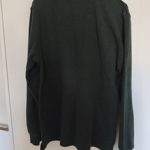 Soft green men's polo-type sweater like new, size M