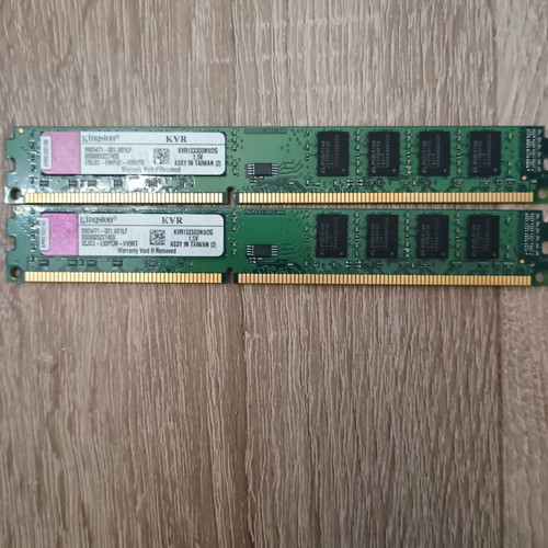 DDR3 2x2GB RAM sticks like new, both together