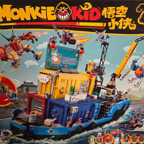 Lego 80013 Monkie Kid's Team Secret HQ new